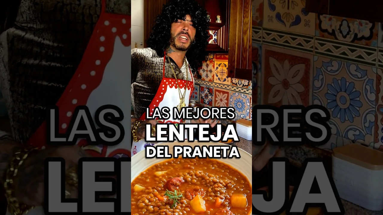 Er Richa, personaje de Pablo Nicasso, cocinando lentejas con verduras en Ocurrensia